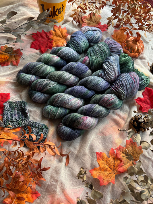 Luke - Gilmore Girls - DYED TO ORDER - NEW