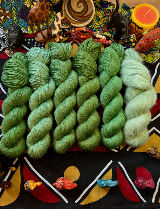 The Lion Sleeps Tonight - Cosy 4 Ply - Lion King - Hand Dyed Yarn - NEW