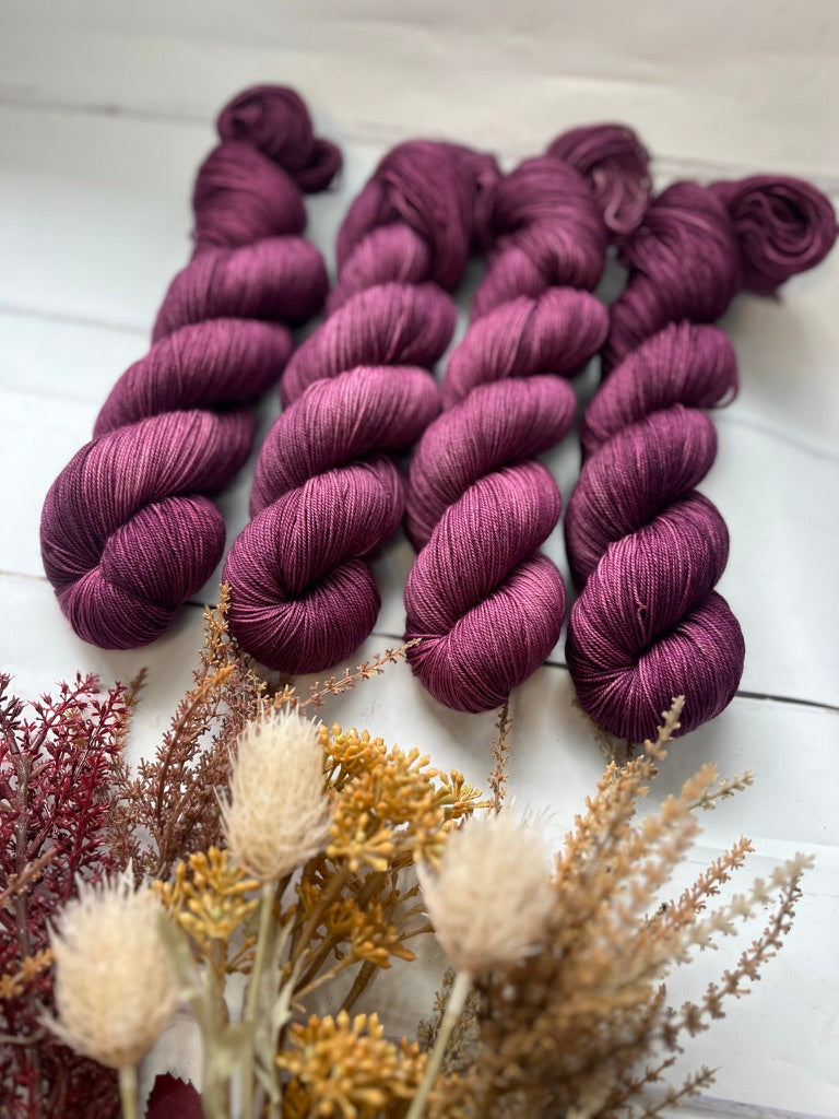 Bordeaux Tonal - Cosy 4Ply Hand Dyed Yarn - 100% Superwash Merino Cosy 4 Ply Yarn - NEW