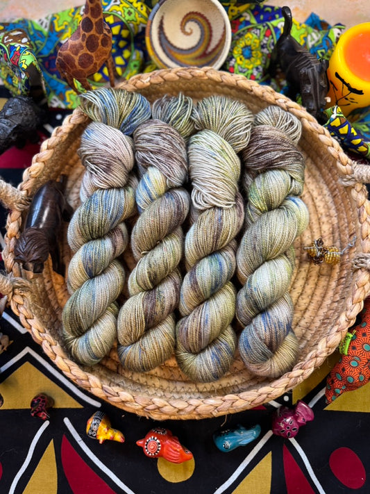 Stampede! In the Gorge! Aran - Lion King - Hand Dyed Yarn - NEW