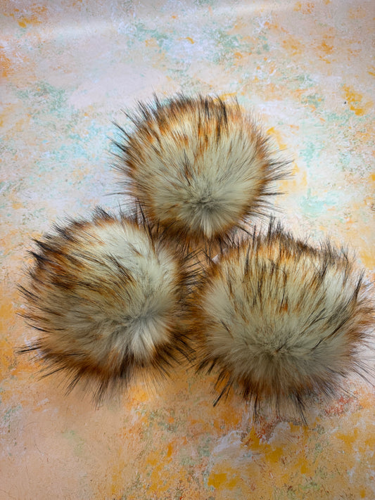 Stevie - Cats Collection - handmade faux fur pom pom - NEW