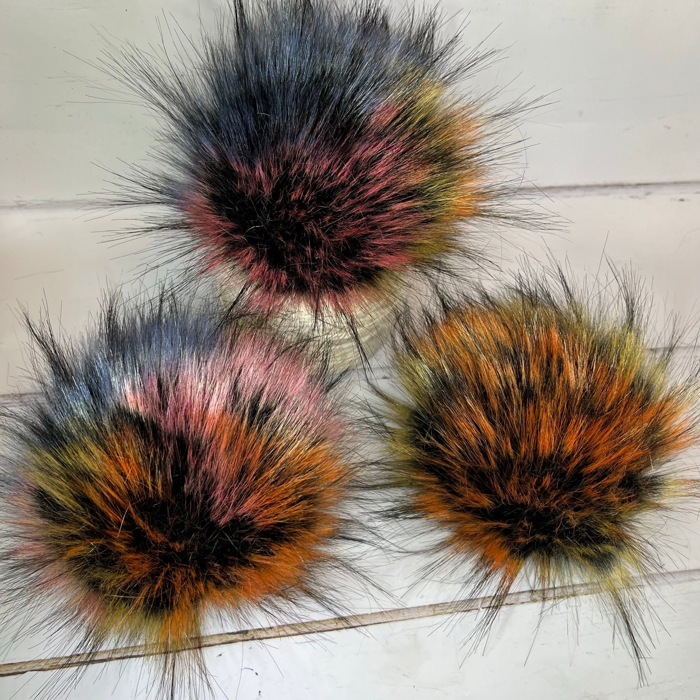 Venice handmade faux fur pom pom