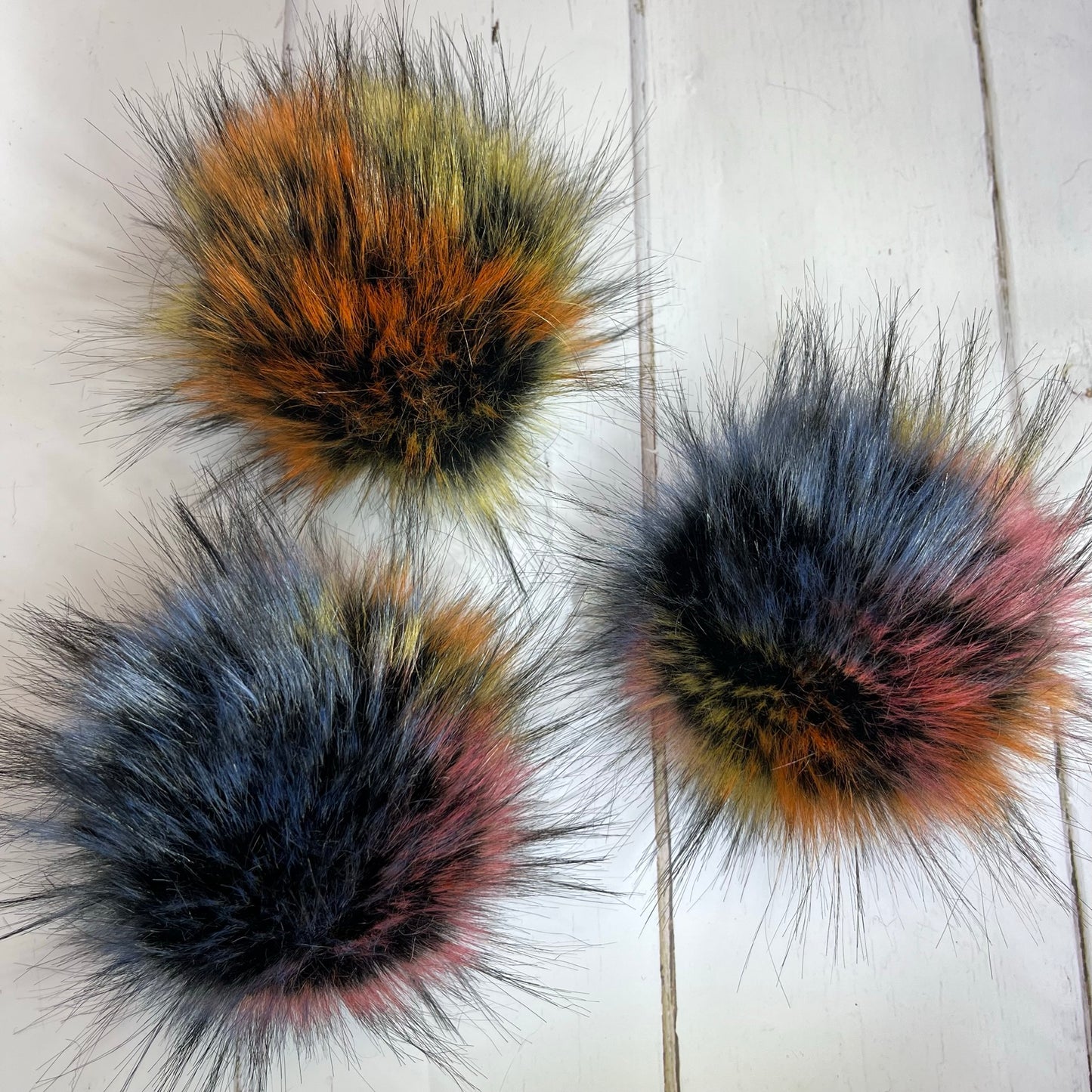 Venice handmade faux fur pom pom