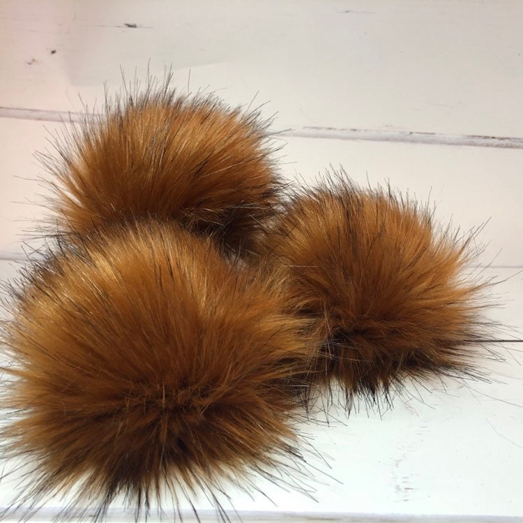 Pumpkin Faux Fur pom pom