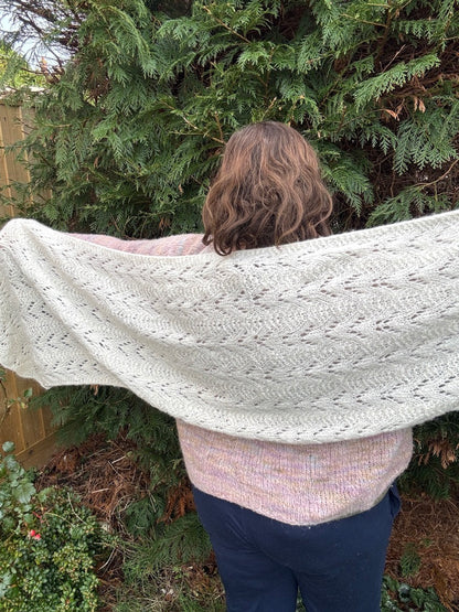 Yorkshire Shawl -  KNITTING Shawl Pattern - Intermediate - NEW