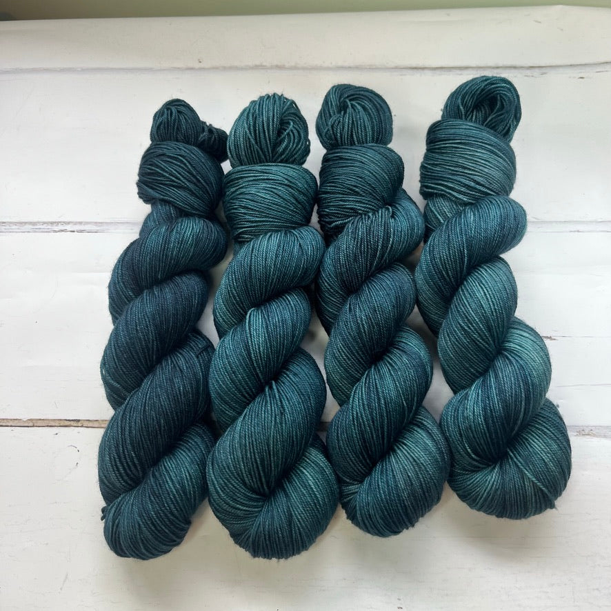 Blue Spruce Tonal - Cosy DK Hand Dyed 100% Superwash Merino Yarn