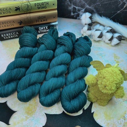 Deverelli Cosy 4 Ply - Fourth Wing - Hand Dyed Yarn - NEW