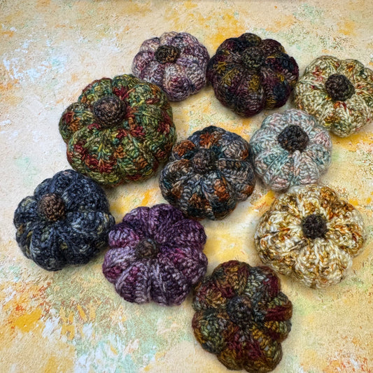 10 Crochet Pumpkins - Crochet -  SAMPLE SALE