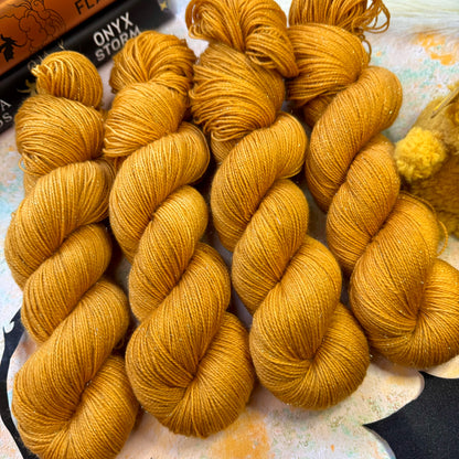 Andarna - Feathertail tonal - Fourth Wing - Hand Dyed Yarn - DYED TO ORDER - 6-8 Weeks - NEW