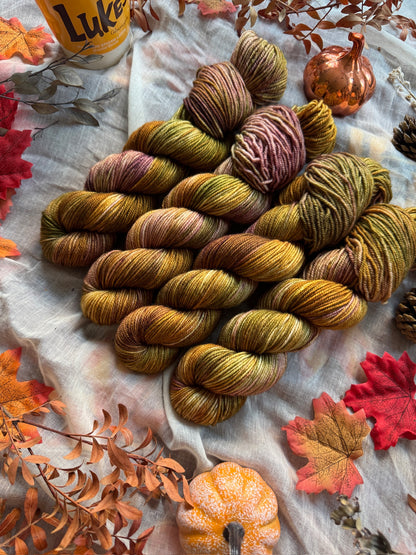 Reflecting Light - Gilmore Girls - DYED TO ORDER - NEW