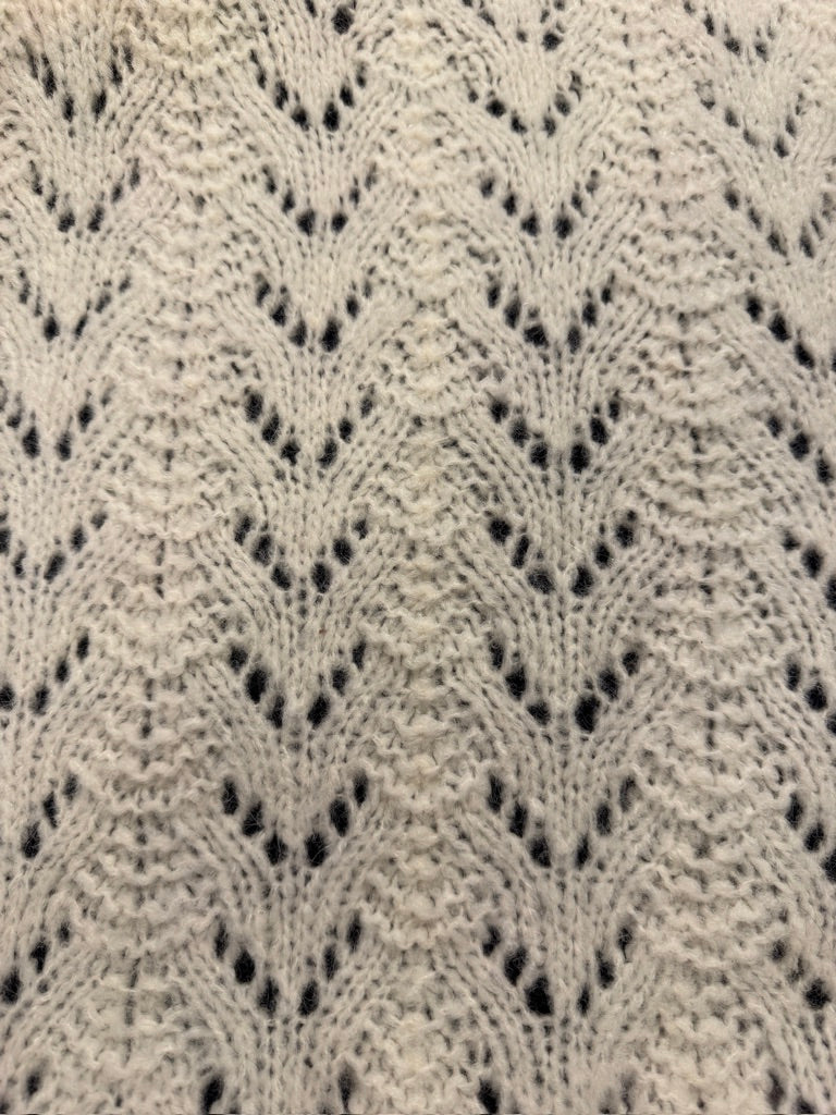 Yorkshire Shawl -  KNITTING Shawl Pattern - Intermediate - NEW