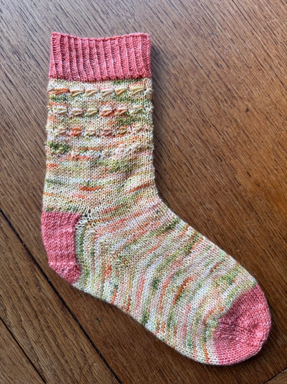 Whorl Socks -  KNITTING Hat Pattern - Intermediate - NEW