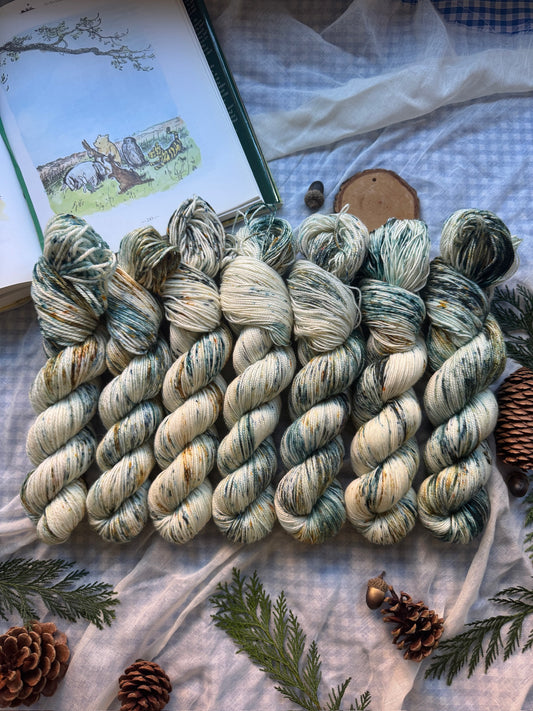Christmas in the 100 Aker Wood - Cosy 4 Ply - Winnie the Pooh - hand dyed yarn - Ready to ship - NEW