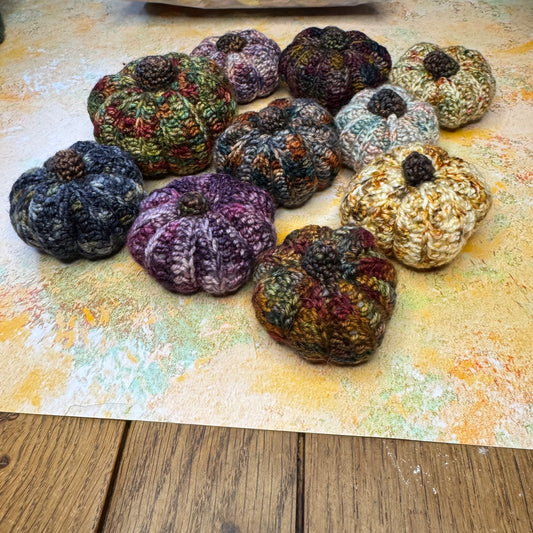 10 Crochet Pumpkins - Crochet -  SAMPLE SALE