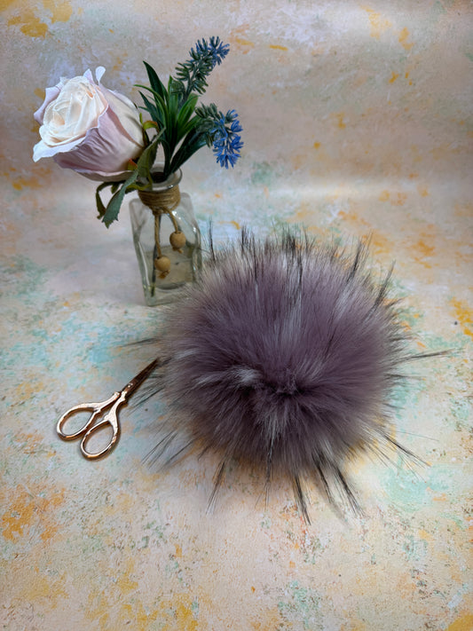 Clematis handmade faux fur pom pom - NEW
