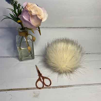 Oat handmade faux fur pom pom. Detachable option. Handmade